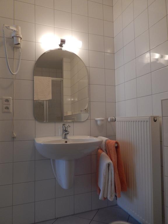 Zum Burghof Hotel Schoenberg Cameră foto