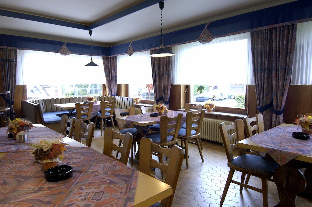 Zum Burghof Hotel Schoenberg Exterior foto